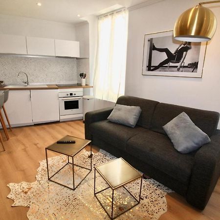 ניס Lovely Apartment Heart Of Golden Square Fiber Wifi מראה חיצוני תמונה