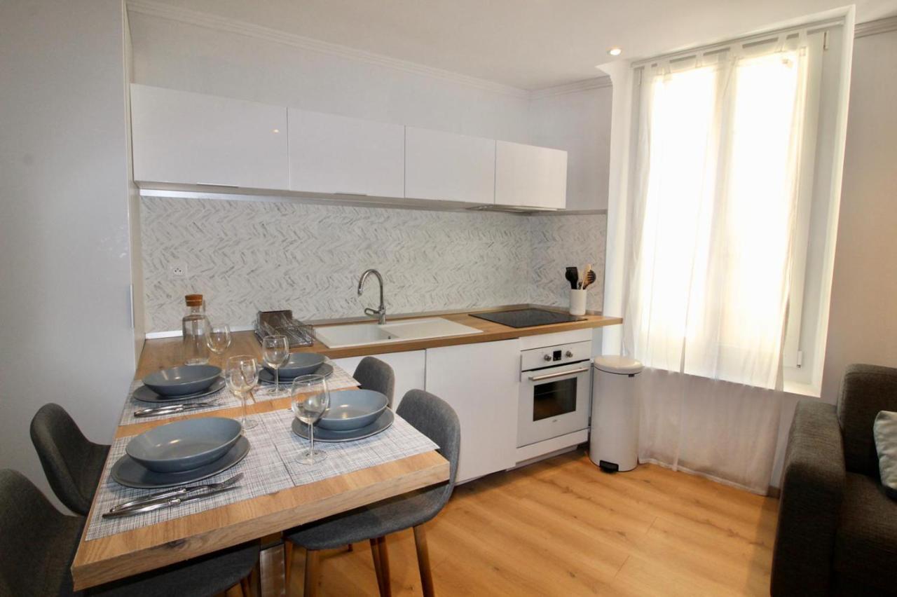 ניס Lovely Apartment Heart Of Golden Square Fiber Wifi מראה חיצוני תמונה
